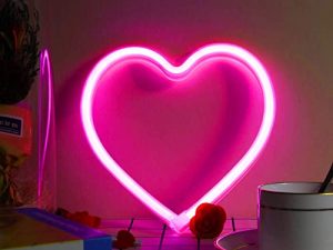 EXF Pink Heart Neon Sign ، تعمل بالبطارية أو تعمل بالبطارية أو USB ضوء نيون LED للحفلات ، مصباح تزيين المنزل ، مصباح لتزيين الطاولة والجدار لديكور الذكرى السنوية لحفلات الزفاف في غرفة البنات
