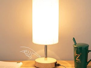 Yarra-Decor مصباح بجانب السرير مع منفذ USB - مصباح طاولة للتحكم باللمس لغرفة النوم من الخشب 3 اتجاهات قابلة للتعتيم مع غطاء من القماش الكتاني لغرفة المعيشة والمبيت والمكتب المنزلي (لمبة LED متضمنة)