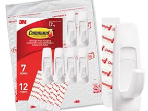 خطافات أدوات مساعدة كبيرة من كوماند ، خطافات حائط معلقة خالية من التلف مع شرائط لاصقة ، خطافات جدارية بدون أدوات لتعليق زينة الكريسماس ، 7 خطافات بيضاء و 12 شريط أوامر