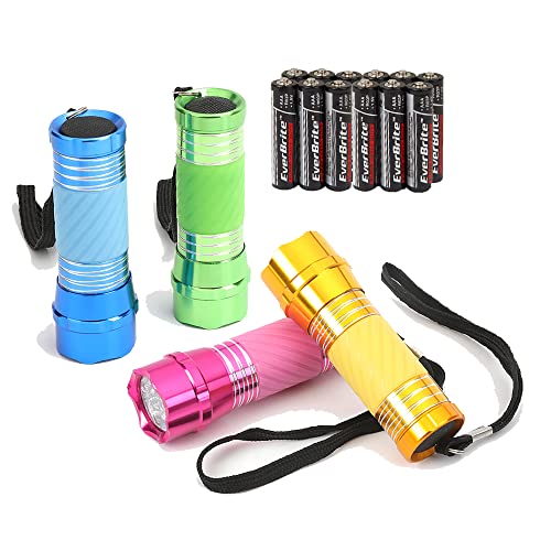 EverBrite 4-Pack Mini LED Aluminum Flashlight Party Favors ألوان متنوعة لمستلزمات الأعاصير مع مقبض يتوهج في الظلام EverBrite 4-Pack Mini LED Aluminum Flashlight Party Favors ألوان متنوعة لمستلزمات الأعاصير مع مقبض يتوهج في الظلام