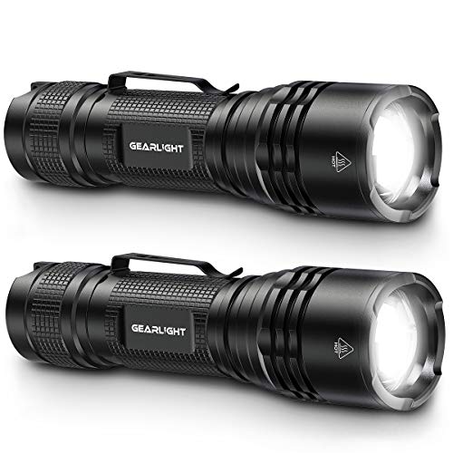 مجموعة مصباح يدوي GearLight TAC LED - 2 مصباح يدوي تكتيكي فائق السطوع ومضغوط مع لومن عالي للنشاط الخارجي والاستخدام في حالات الطوارئ - هدايا للرجال والنساء - أسود مجموعة مصباح يدوي GearLight TAC LED - 2 مصباح يدوي تكتيكي فائق السطوع ومضغوط مع لومن عالي للنشاط الخارجي والاستخدام في حالات الطوارئ - هدايا للرجال والنساء - أسود